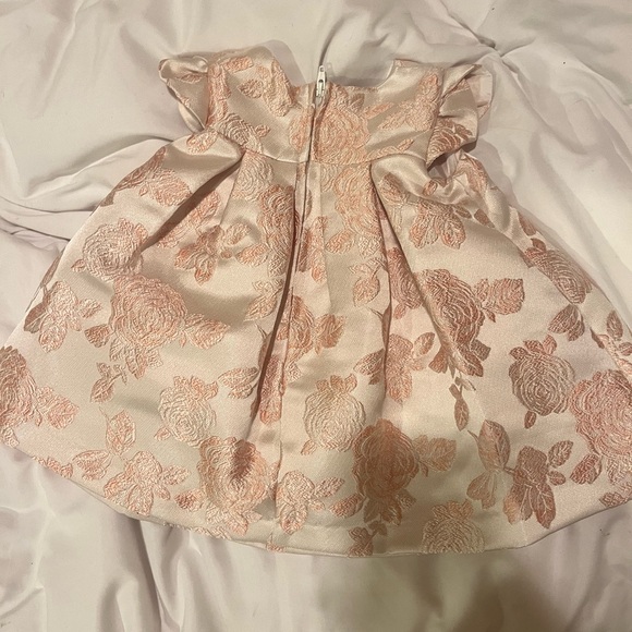 Dress - Picture 2 of 3